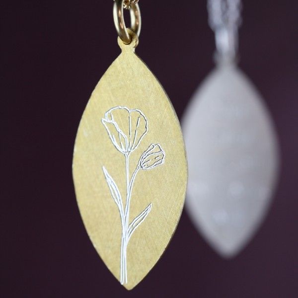 Kette mit Anhänger "Blume" vergoldet